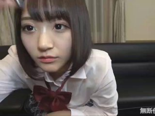 《一边亲一面膜下奶韩》BD韩语免费在线观看